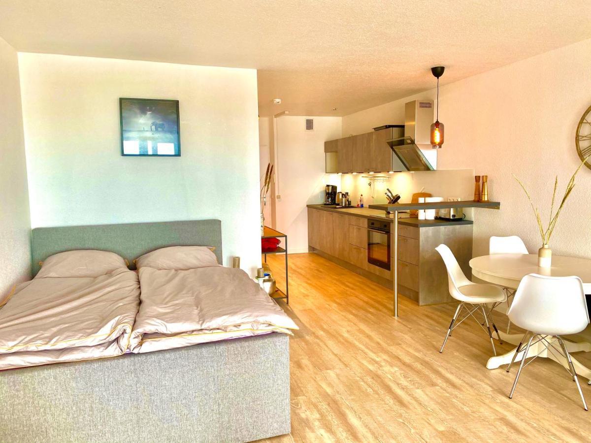 Studio Mit Panorama-Meerblick Und Direkter Strandlage In Шарбойц Екстер'єр фото