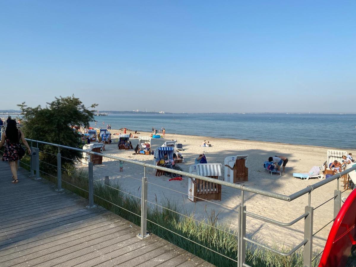Studio Mit Panorama-Meerblick Und Direkter Strandlage In Шарбойц Екстер'єр фото
